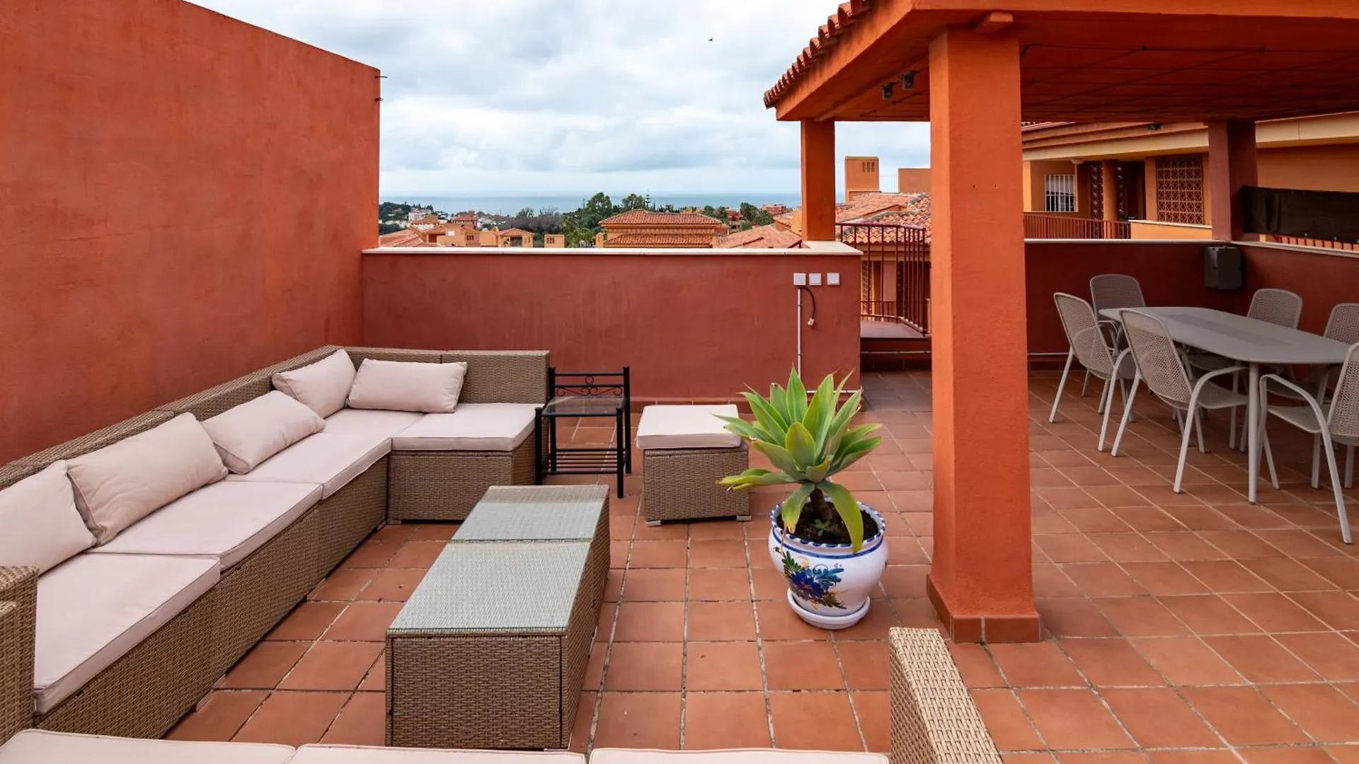 Wonderfull Pent-House Close To The Beach Марбелья Апартаменты